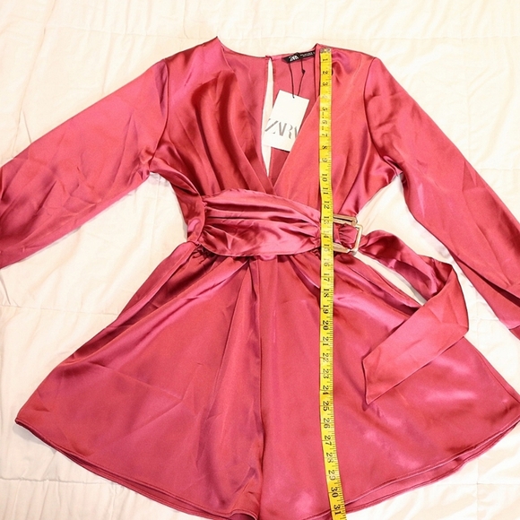 NWT ZARA Satin Tie Waist Romper with Gold buckle in Marsala (Mauve), Size Small - Picture 7 of 11